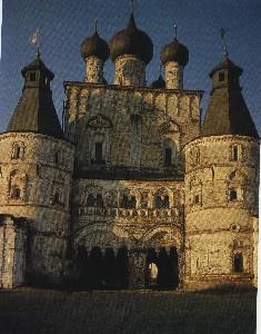 Борисо-Глебский мужской монастырь, построенный монахами  Павлом и Федором по настоянию преподобного Сергия Радонежского. Здесь долгое время находился духовный вождь — святой ИРИНАРХ.