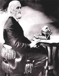 Кристофер Шоулс, изобретатель первой коммерчески успешной печатной машинки, 1867 год
