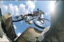 Велосипедный спорт — гонки на треке, по шоссе, по пересеченной местности и маунтибайку.