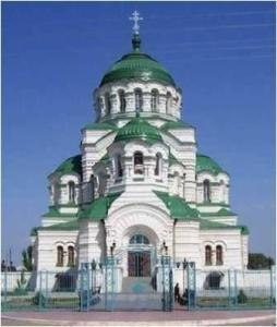 Осевая симметрия в архитектуре  г. Астрахани, храм Святого Князя Владимира